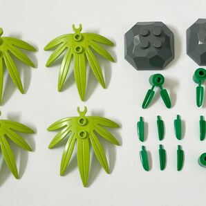 レゴ LEGO 植物 ヤシの葉 黄緑 葉 緑 おまけ 岩石 緑 パーツの画像1