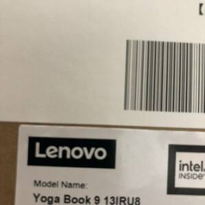 【未開封・新品】Lenovo Yoga Book 9i Gen 8 82YQ004KJP おまけ付きの画像3