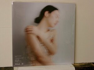 ▲2枚組LP 羊文学 / 12 hugs (like butterflies) 完全生産限定国内盤 F.C.L.S. KSJL-6223-4 『more than words』 HITSUJIBUNGAKU◇r60221