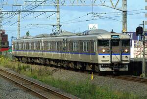 鉄道写真　西日本旅客鉄道（JR西日本）　113系2000(7000)番台　N40体質改善車　Lサイズ