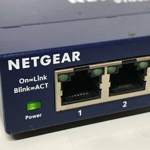 NETGEAR GS108 Gigabit Switchの画像1