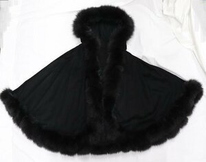 《美品》SAGA　FURS　サガファー　カシミア/ブルーフォックス/ラビット　サイズM～L　ポンチョ/ショール/毛皮/ファー