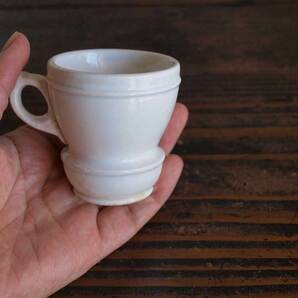 白釉薬 小さなカップ ブリュロカップ 6.1cm 陶器 1910年代 スペイン古陶 コーヒーカップ エスプレッソ アンティーク/J804の画像7