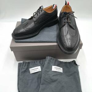 【国内正規】THOM BROWNE トムブラウン メダリオン ウィングチップシューズ トリコロール ぺブルグレインレザー 革靴 ブラック US9 未使用