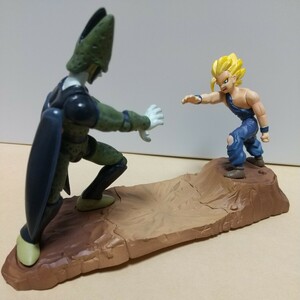 メガハウス　ドラゴンボール カプセル　ドラカプ　戦慄の戦い　セル編　悟飯　セル　完全体　フィギュア　ドラゴンボール　超サイヤ人