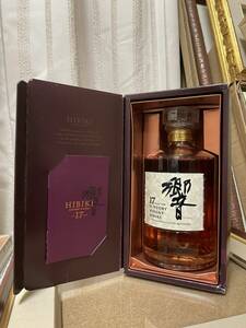 【送料無料】SUNTORY サントリー 響 HIBIKI 17年 750ml 43％ 箱・冊子付 JAPAN