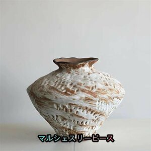 no start rujia Brown . white. ceramic vase, Vintage new building festival . gift, wedding. flower decoration, art .. photographing properties 