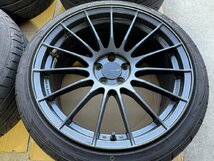 ガリ傷無し 4本 ★ エンケイ ENKEI RS05RR 8.5J +50 5-100 コンケイブ 軽量★ 2023年製造 ニットー NT555G2 225/40R18 GR86 BRZ プリウス_画像2