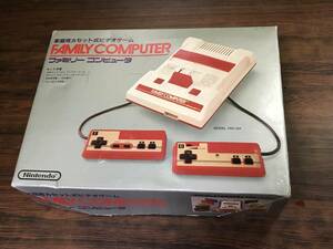 Nintendo Famicom Box 任天堂 ファミコン 箱のみ D381