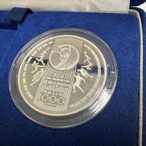 日本 2002 純銀1オンス 1000円銀貨プルーフ FIFA World Cup Korea/Japan ケース入り 箱 コレクション 現状品 B3930_画像2