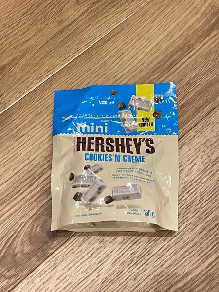 Hershey's Cookies & Cream ハーシークッキー＆クリーム 160g