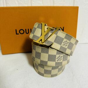 LOUIS VUITTON ルイヴィトン M9609 ダミエアズール サンチュール LV イニシアル ベルト サイズ90/36 アイボリー系 白 メンズ レディース