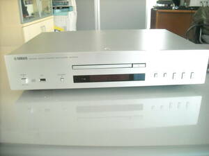 YAMAHA　CDプレイヤー　CD-S700　リモコン付　中古（完動品）