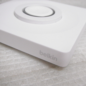 Belkin ベルキン BOOST UP CHARGE PRO Apple Watch用 ポータブル急速充電器 WIZ015 ホワイト 動作確認済 定形外郵便全国一律250円 S4-Aの画像2