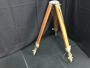 測量三脚　　木製　　レトロ　　長さ（約91㎝～143ｃｍ）　　メーカー不明　　　現状品　　OS3.041　/04　