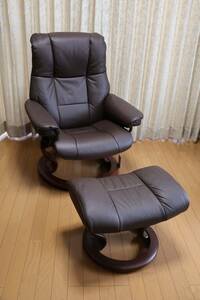 ★☆【EKORNES Stressless】 エコーネス ストレスレス 本革リクライニングチェア オットマン付き☆★