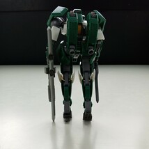 バンダイ HGガンダム 機動戦士ガンダム 鉄血のオルフェンズ 024 モビルレギンレイズ(ジュリエッタ機) 完成品 プラモデル_画像4