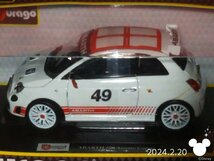 ★☆お由！コレクション品 希少 1/24 burago ABARTH 500 Assetto Corse ミニカー アバルト 500 アセット コルセ レース仕様 未開封☆★_画像2