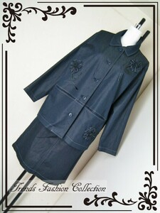 ☆☆美品　T RALALA　2Lサイズ相当　フラワー飾りモチーフ　スーツ