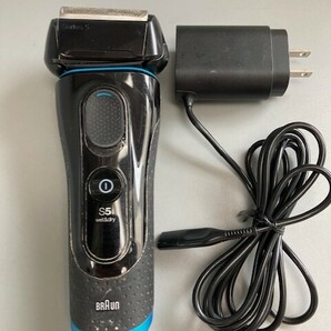 ■□213 BRAUN ブラウン 電気シェーバー 髭剃り S5 wet&dry  ジャンク品□■の画像1