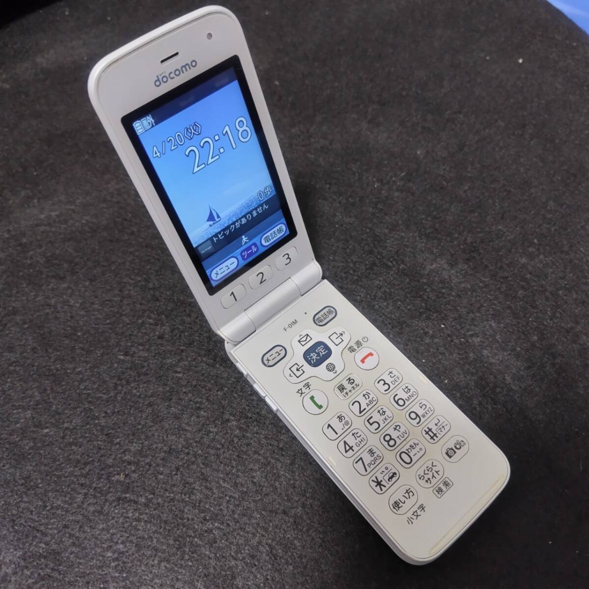 2024年最新】Yahoo!オークション -らくらくホンf01mの中古品・新品・未 