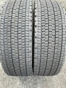 295/80R22.5 153/150J 2本 Bridgestone W900 Studless #170