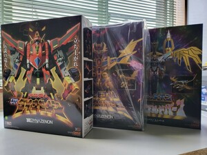 THE合体　ダイナゼノン　グリッドナイト＆ゴルドバーン　グリッドマン＆ビッグゴルドバーン　新品未開封　３点セット　特典付き