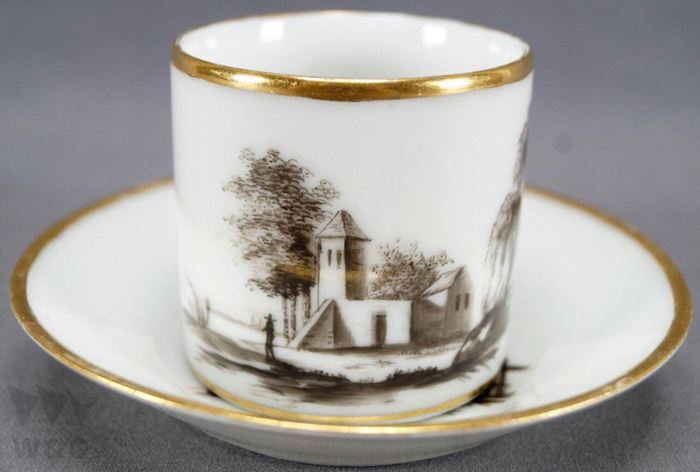 Tasse à café et soucoupe en porcelaine du Vieux Paris peinte à la main avec église et ruines Circa 1800-1830, antique, collection, marchandises diverses, autres