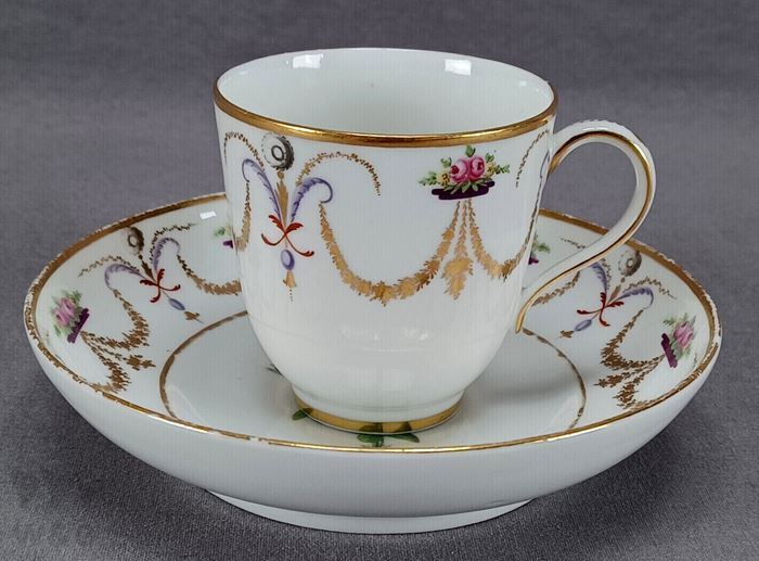 Tasse à café et soucoupe C, motif floral et or, peint à la main, vieux Paris, antique, collection, marchandises diverses, autres