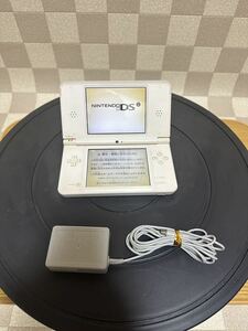 Nintendo ニンテンドー 任天堂 DSi LL (UTL-001(JPN)) ゲーム機 ※通電確認のみ