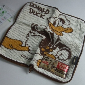 Donald Duck ドナルドダック POUCH ポーチ 未使用品 タオル製ポーチ どっとポーチ ディズニー Disneyの画像3