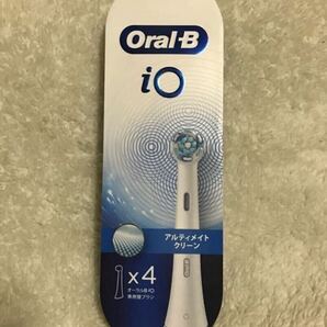 【正規品・送料無料】Braun Oral-B iO アルティメイトクリーン 替えブラシ 4本入りの画像1