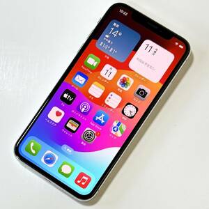 Apple SIMフリー iPhone Xs シルバー 256GB MTE12J/A iOS17.4 アクティベーションロック解除済