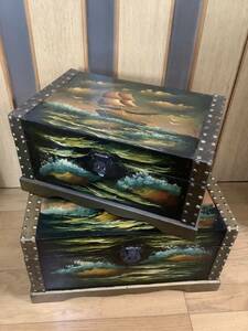  tolepainting hand made hand paint goods on the market sailing boat . Treasure Box objet d'art big box 2 piece set used 