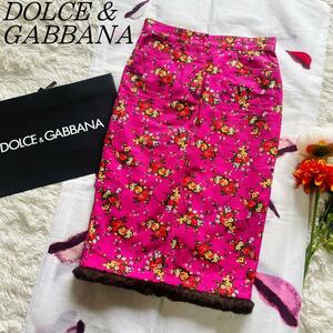 【良品】DOLCE&GABBANA 総柄スカート ピンク 花柄 ファー 38　ドルチェアンドガッバーナ　M
