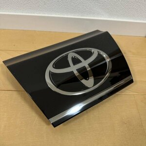 ★新品 トヨタ Toyota ハリアー GRスポーツ ZSU60W 後期 純正 フロントグリル エンブレム