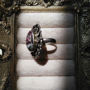 天然石 ルビーインゾイサイト リング 指輪 アンティーク調の台 シルバー925 刻印あり 13号 インド製 ファッションリングの画像8