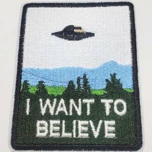 送料無料　未確認飛行物体　UFO　UMA　ワッペン　アイロン　パッチ　刺繍　アップリケ　のり付き　スマアク