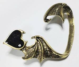  free shipping bat Wing Heart bat A Gold year LAP earrings one-side ear for gosi Crocs maak