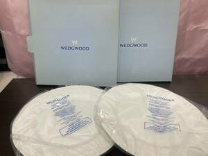 新品　Wedgwood ウェッジウッド 食器 ホワイト 白 ストロベリー&バイン プレート2枚セット ボーンチャイナ 大皿 直径28.5cm