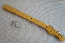 Fender Stratocaster Neck ネック メイプルワンピース フェンダー ジャパン ST57 ST58TX ペグ プレート付き ストラトキャスター 良品_画像1