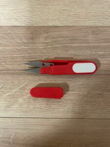 新品　ハサミ　文具　小物　携帯用　赤　レッド