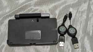 used【ニンテンドー３ＤＳ】専用充電台&ＵＳＢ充電ケーブル　リール式２個