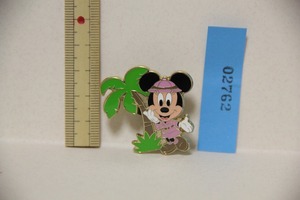 TDL ミニーマウス ピンバッチ ヤシの木 非売品 検索 東京ディズニーランド Disney ピンバッジ ピンズ ピンバッヂ PIN PINS グッズ 