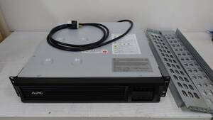 APC Smart-UPS 1500 SMT1500RMJ2U 1500VA 100V подставка крепление источник бесперебойного питания электризация проверка 