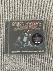 Neil Young & Crazy Horse 「Electric Boston」　１CD