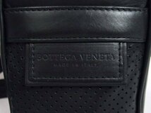 ◆超美品◆BOTTEGA VENETA ボッテガヴェネタ*本革/レザー*ショルダーバッグ*ミニ*クロスボディ*ロゴ入り*メンズ*サコッシュ*黒*イタリア製_画像4