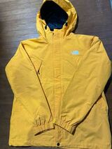 THE NORTH FACE ノースフェイス スクープジャケット マウンテンパーカー NP61630 イエロー　希少 XL 美品_画像1