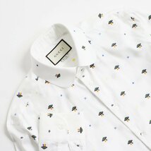 美品 GUCCI グッチ 495285 UFO柄 総柄 ロングスリーブ 長袖シャツ ホワイト 41 イタリア製 正規品 メンズおすすめ◎_画像2