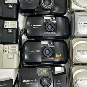 オリンパス OLYMPUSフィルムカメラ16台大量まとめ OLYMPUS Electronic Flash μ[mju:]ZOOM DELUXE i ジャンク品 現状販売の画像3